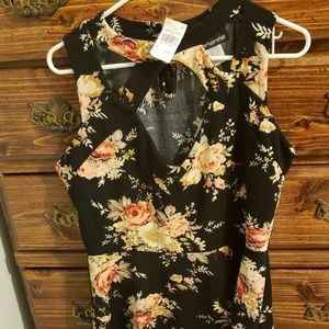 Floral sleeveless dress.